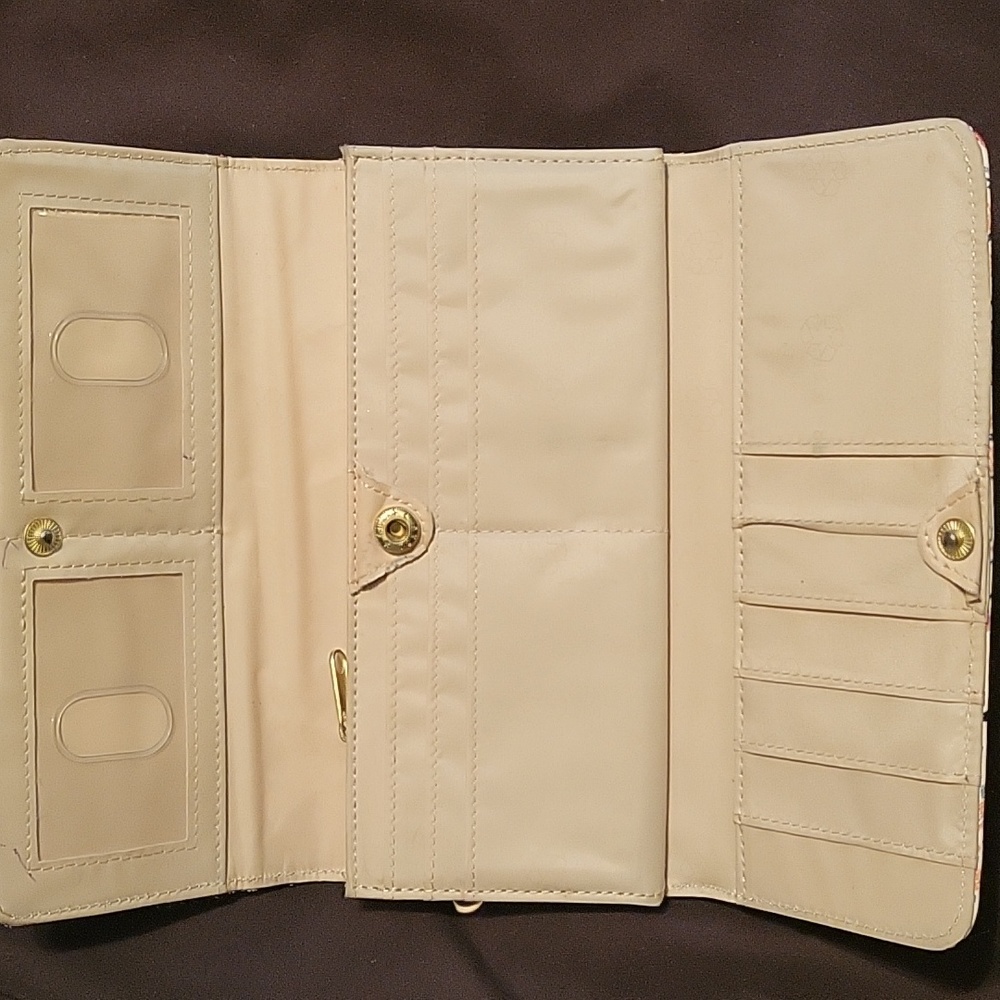 Wallet - Picture 2 of 3